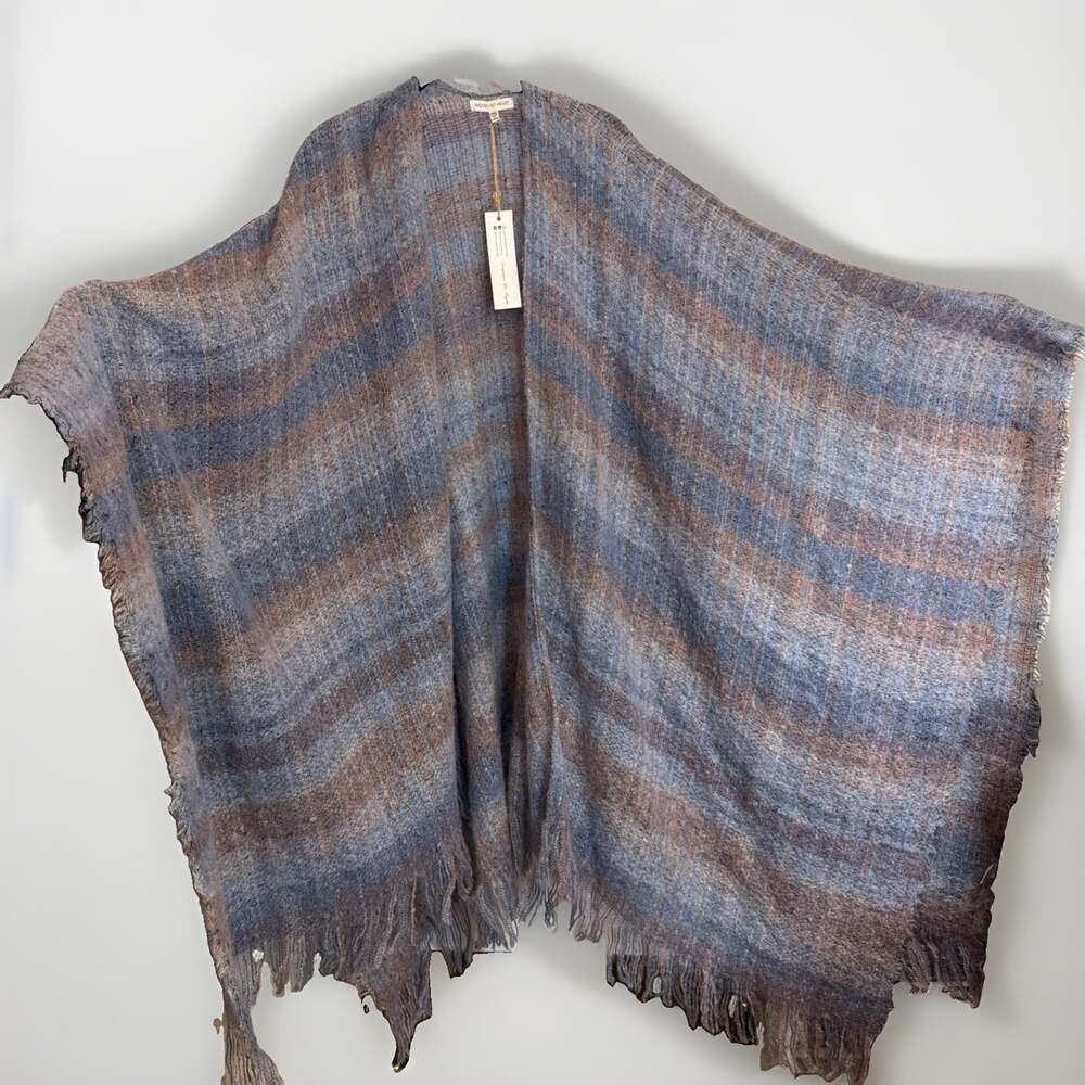 NWT Woven Heart Blues Rose Gray Plaid Fringe Open-Front Poncho Cape Ruana60”/40”